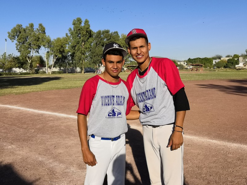 Jóvenes laguneros probarán suerte en béisbol dominicano