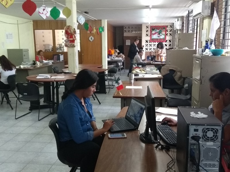 Jóvenes muestran interés en regularizar nivel escolar