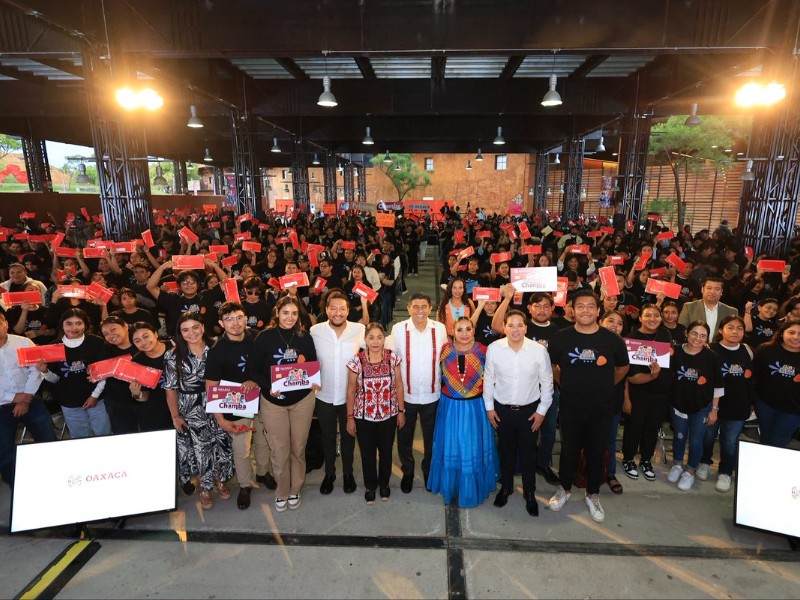 Jóvenes oaxaqueños dan primer paso laboral con “Mi Primera Chamba”