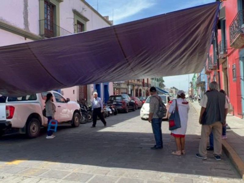 Jubilados de la Sección 22 bloquean nuevamente Armenta y López