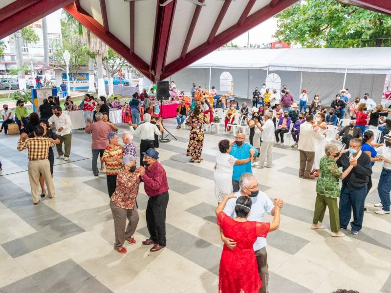 Jueves de danzón en Poza Rica