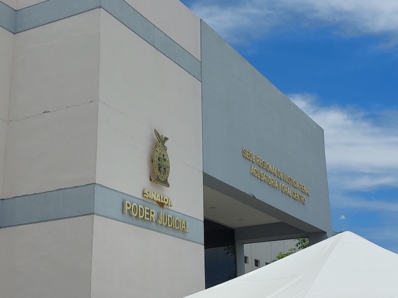 Juez ordena suspensión temporal de regidoras en Ahome por presunta corrupción