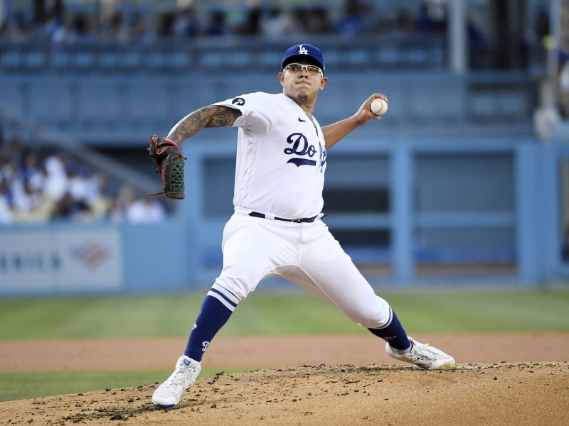 Julio Urías nominado al Cy Young de la Nacional