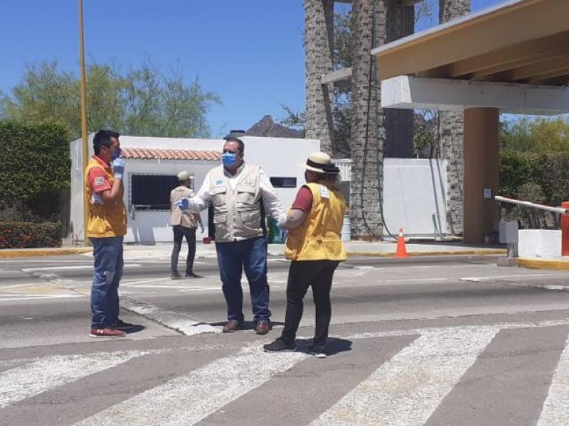 Permanecen módulos de información de covid-19 en casetas