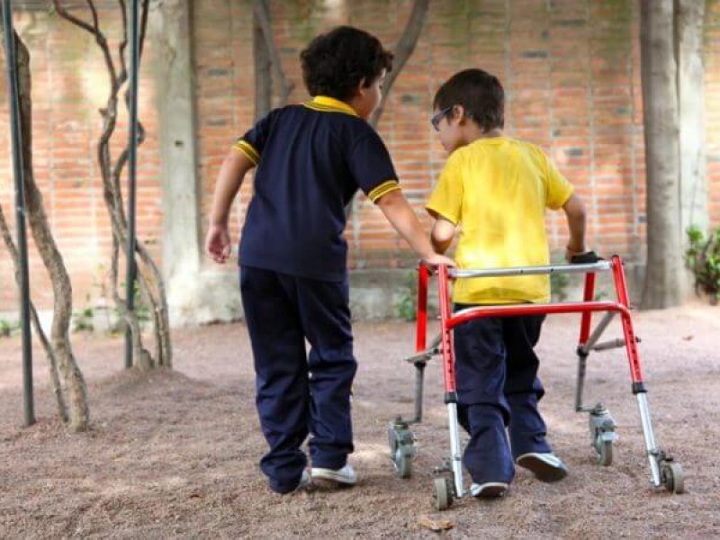 La CDHEZ expone la falta de inclusión en instituciones educativas