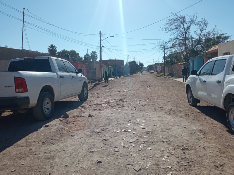 LA COLONIA AMPLIACIÓN PRI NO HA SIDO PAVIMENTADA