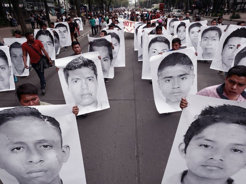 La Corte ordena a FGR publicar investigación del caso Ayotzinapa