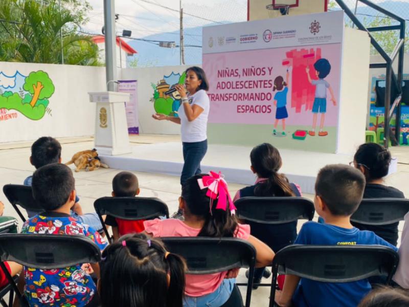 La escuela y el hogar, refugios de los mexicanos