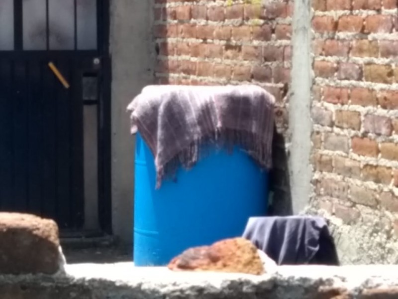 La falta de agua en zonas irregulares