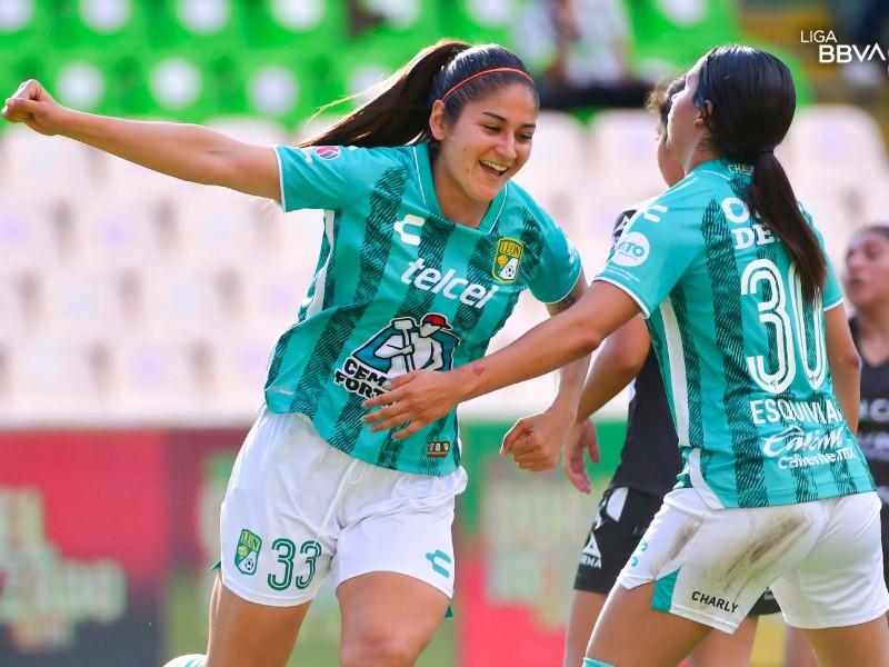 La Fiera debuta con triunfo