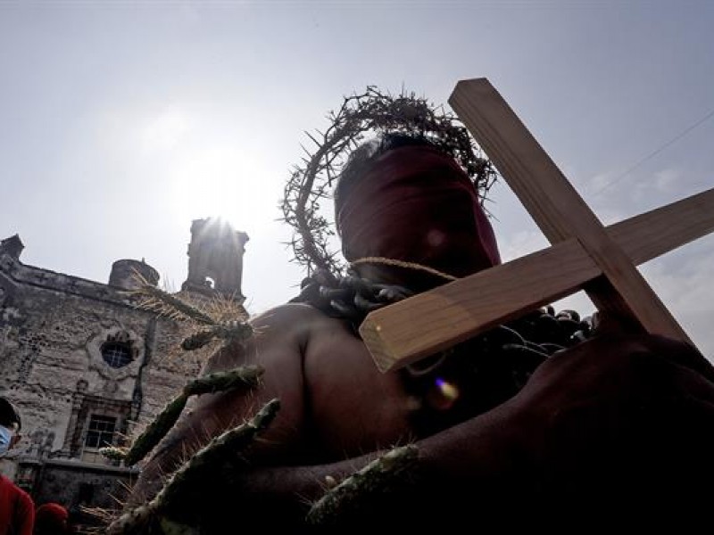 La icónica procesión de encadenados en Puebla