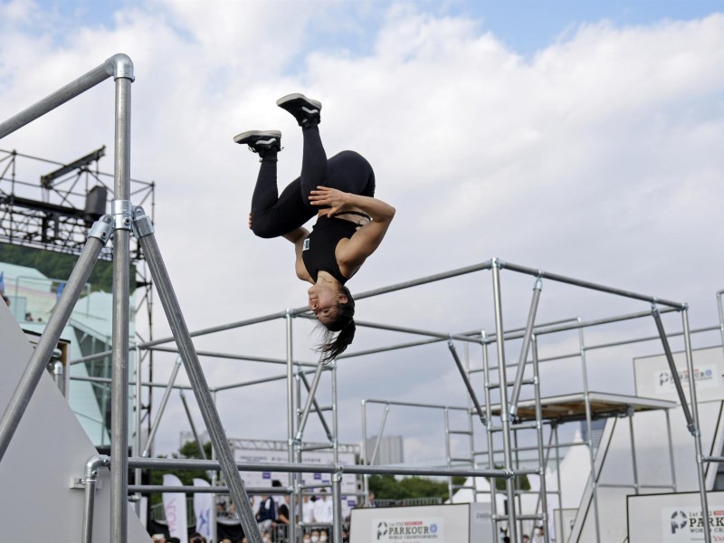 La mexicana Ella Bucio triunfa en el mundial de Parkour