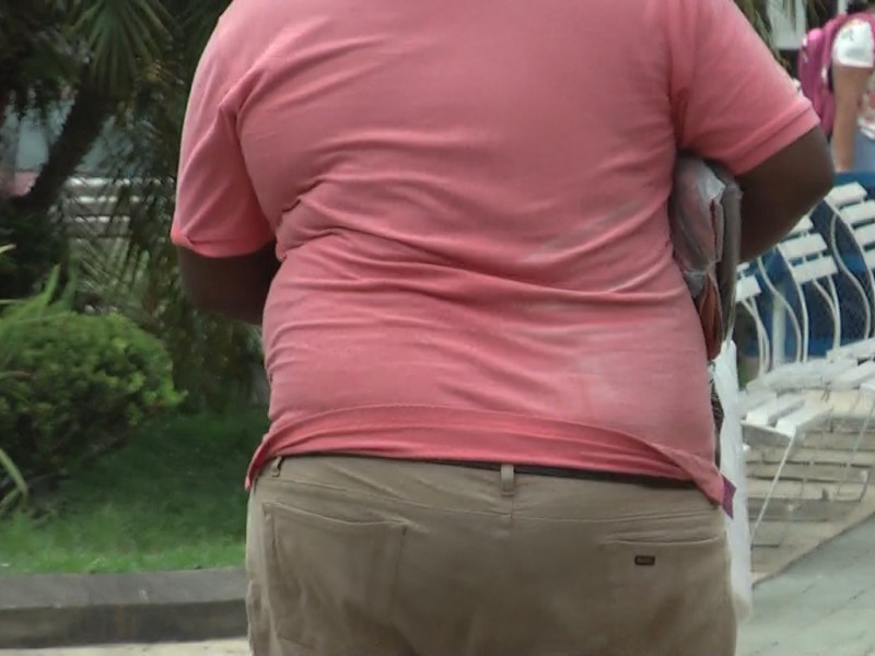 La obesidad es una enfermedad que se debe atender