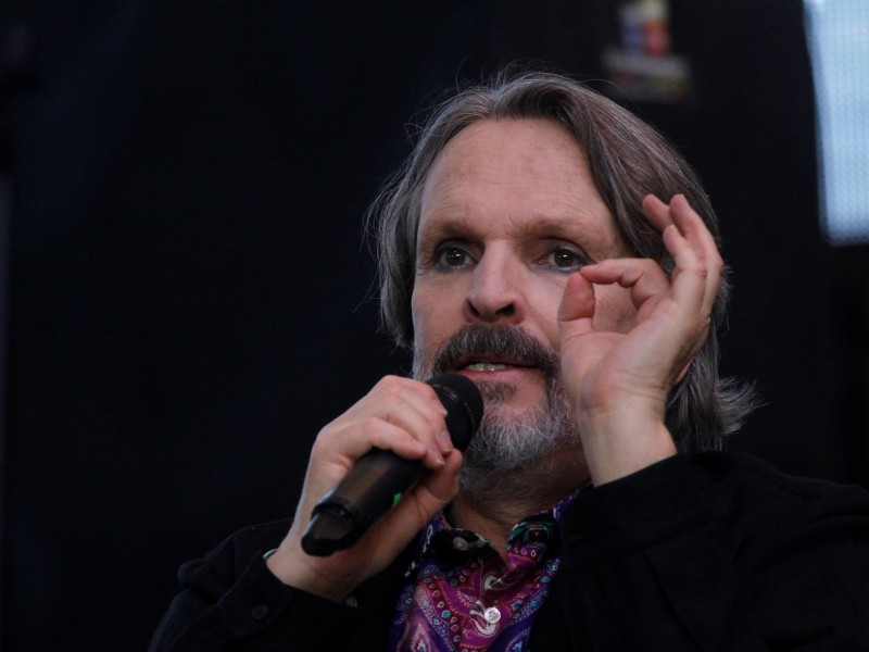 La pandemia me quitó mi carrera: Miguel Bosé en FIL