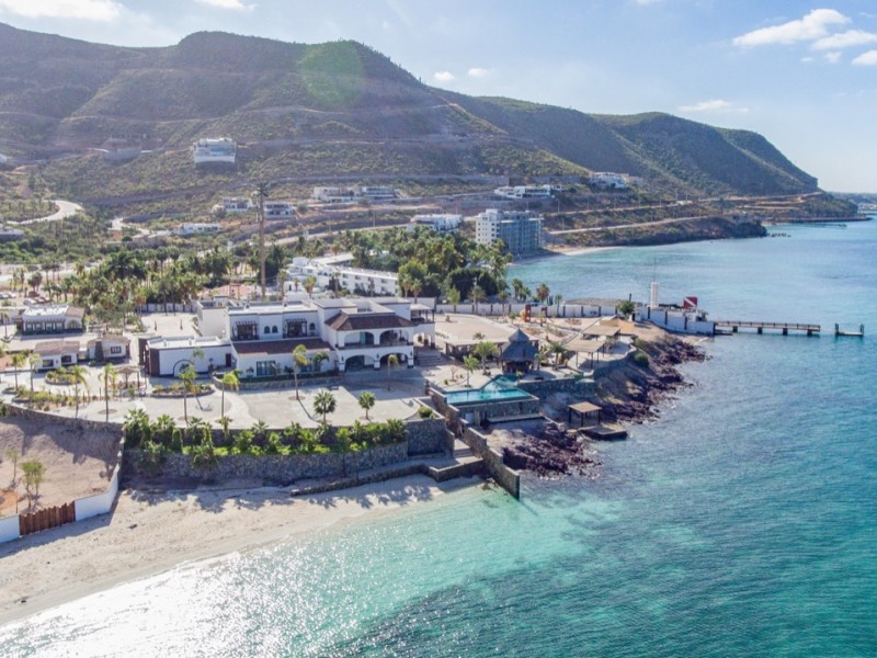 La playa el caimancito seguirá siendo publica