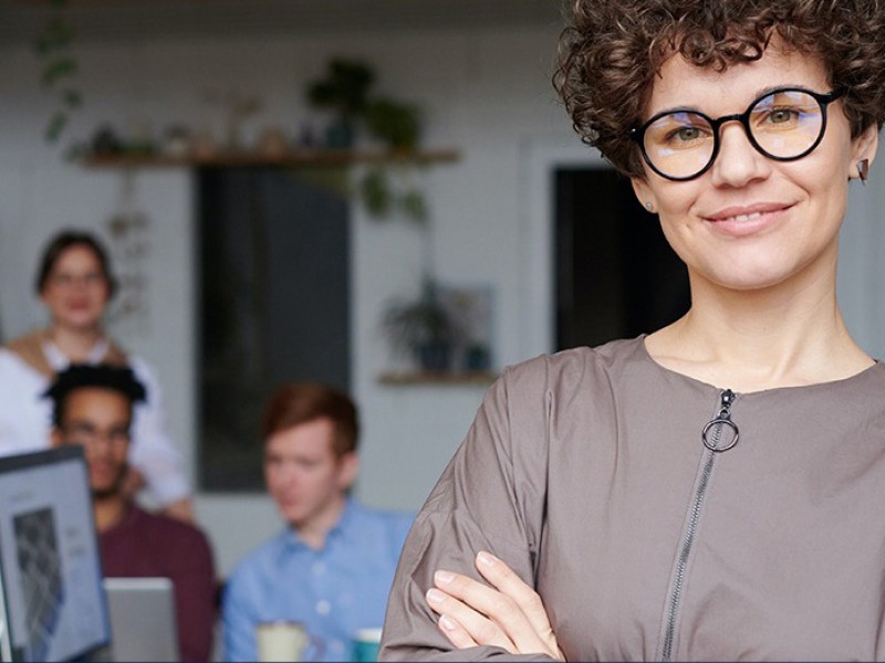 La reactivación económica requiere de la participaciòn de la mujer