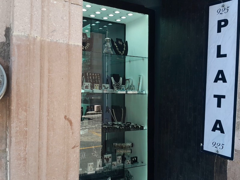 La riqueza de plata en Zacatecas no llega a sus artesanos.