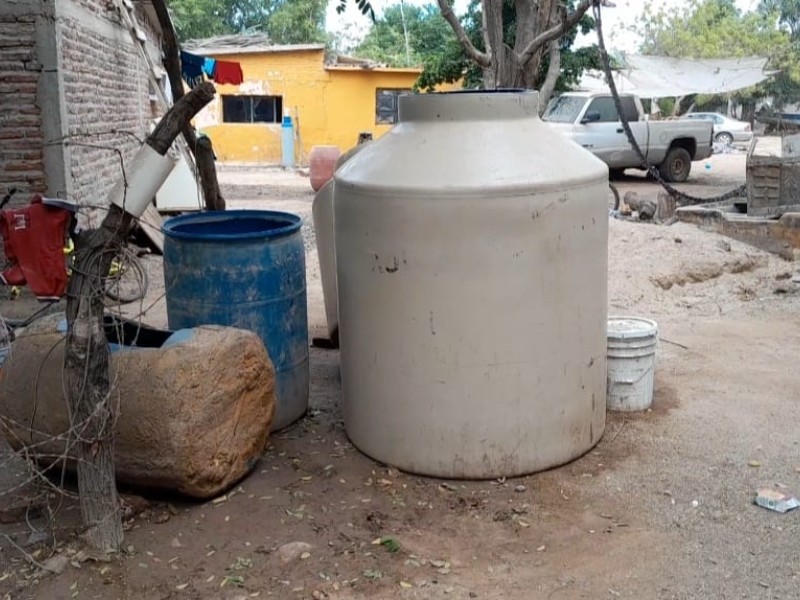 La Sávila Huatabampo protesta por años de desabasto de agua potable