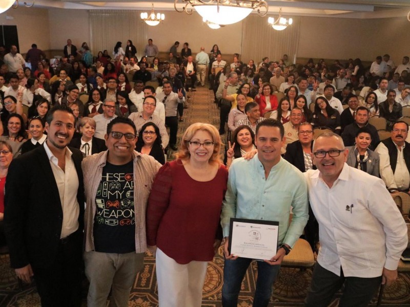 Laborando, maestros de Escuelas Tiempo Completo