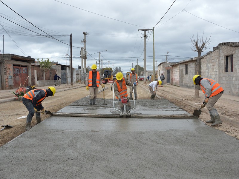 Laboratorio de Obra Pública brinda seguridad a ciudadanos