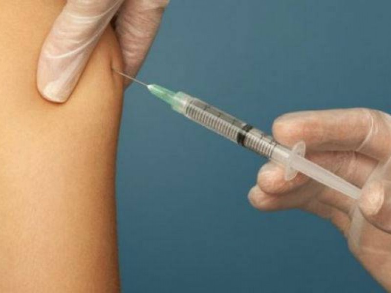 Laboratorio Japonés avanza investigación de la vacuna contra el dengue