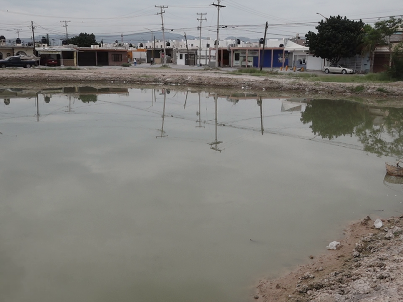 Lago en Campo Nuevo Zaragoza baja lentamente su nivel