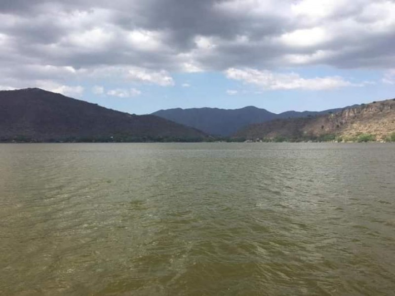 Laguna de SAMAO vuelve a cambiar de color