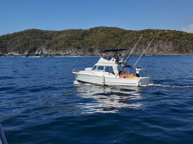 Lancheros dejan la pesca deportiva por falta de trabajo