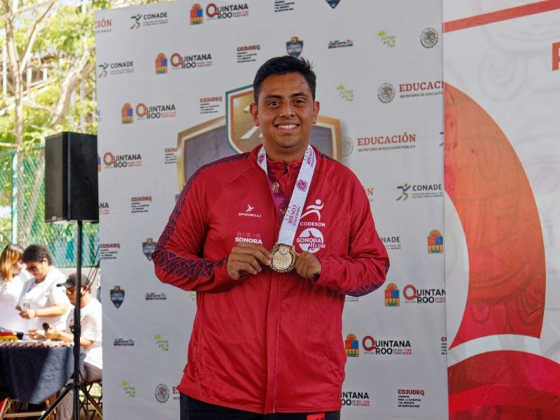 Lanzador Carlos Iturriaga se despide de los Paranacionales como bicampeón