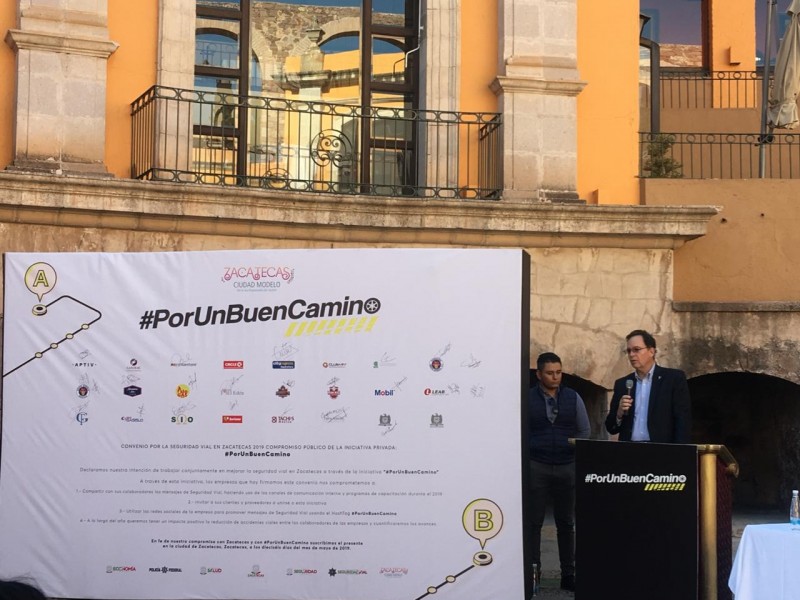 Lanzan campaña #Porunbuencamino