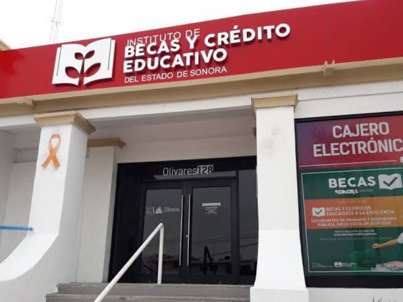 Lanzan convocatoria para aplicar a un crédito educativo