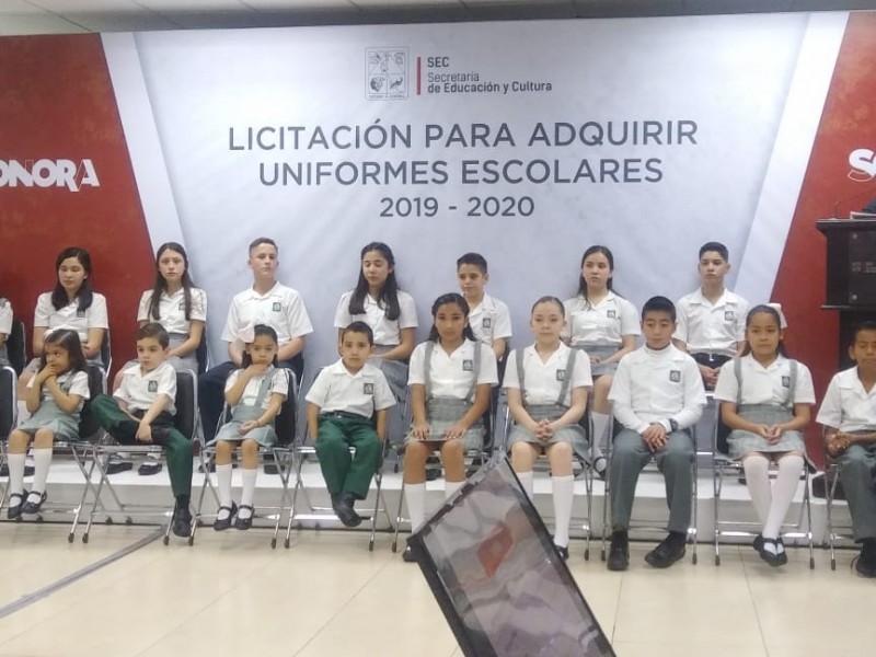 Lanzan licitación para uniformes escolares 2019-2020