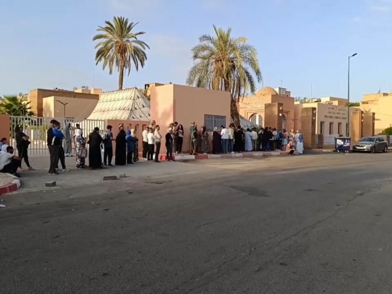 Largas filas para donar sangre en Marruecos