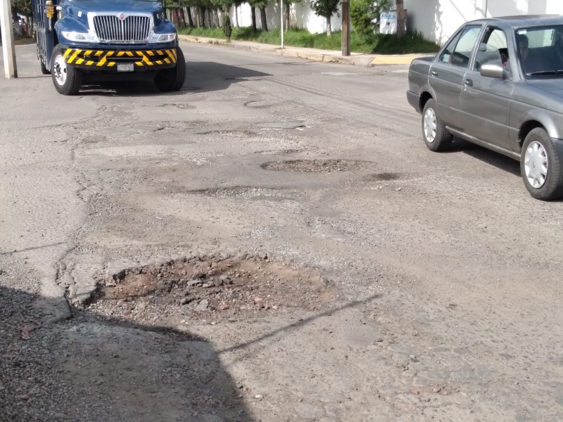 Las calles de Zinacantepec en completo descuido