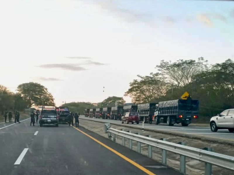 Latente desalojo en tramo carretero Tonala-Arriaga