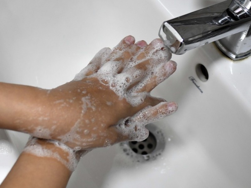Lavado de manos excesivo provoca Dermatitis