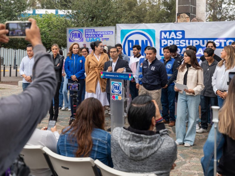 Legisladores del PAN exigen más presupuesto federal para la UAQ en 2026