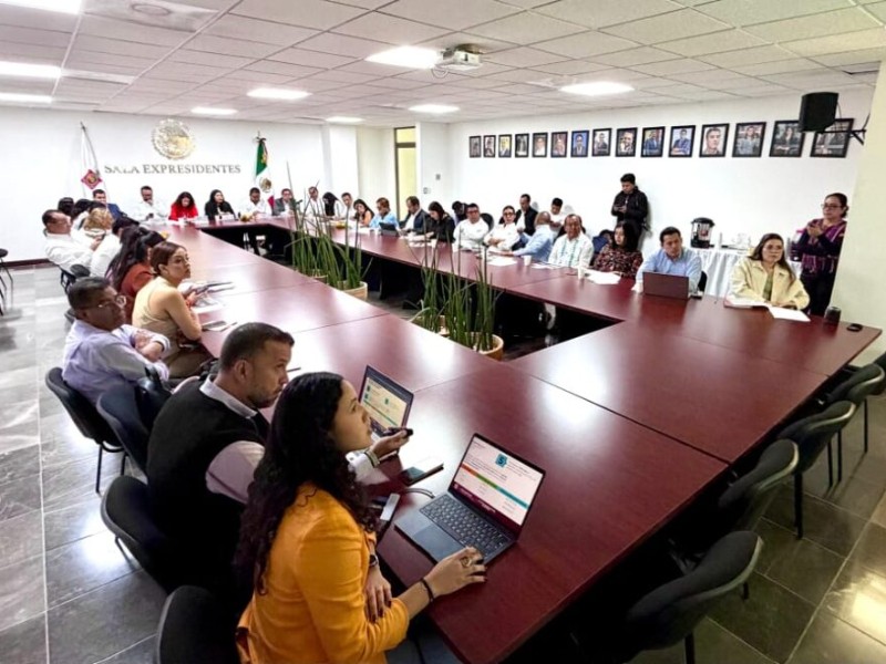 Legisladores y Secretaría de Finanzas revisan Paquete Económico 2026 para Oaxaca