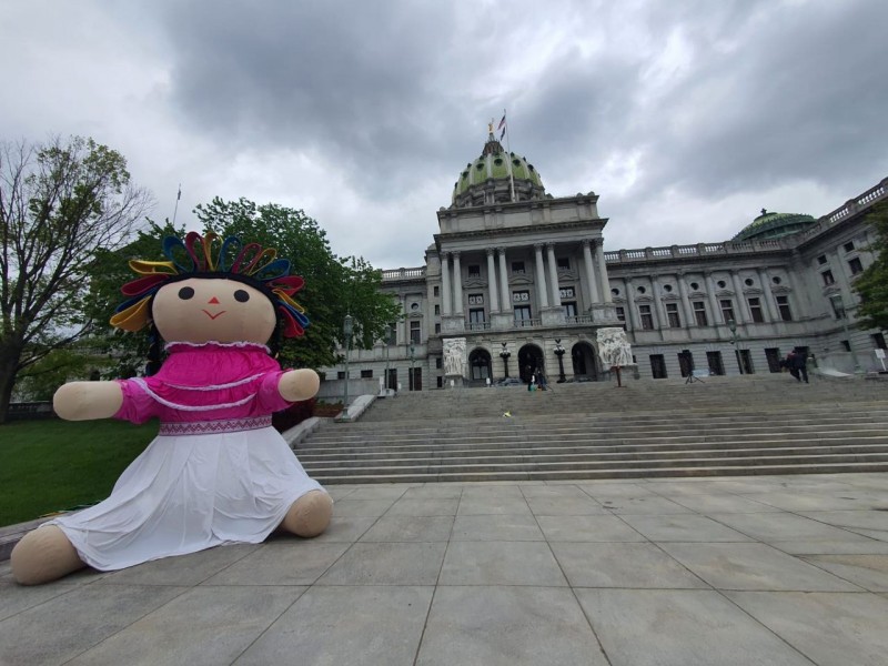 Lelé engalana el capitolio de Pensilvania