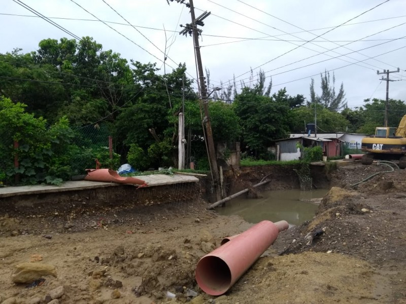 Lentitud en Obra, Afecta a Vecinos