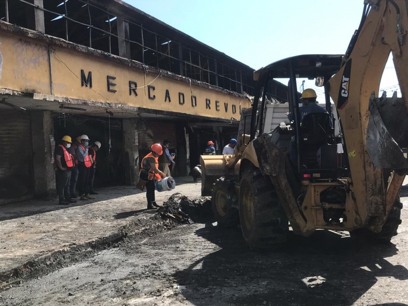 Lentos los trabajos de limpieza en mercado de Córdoba