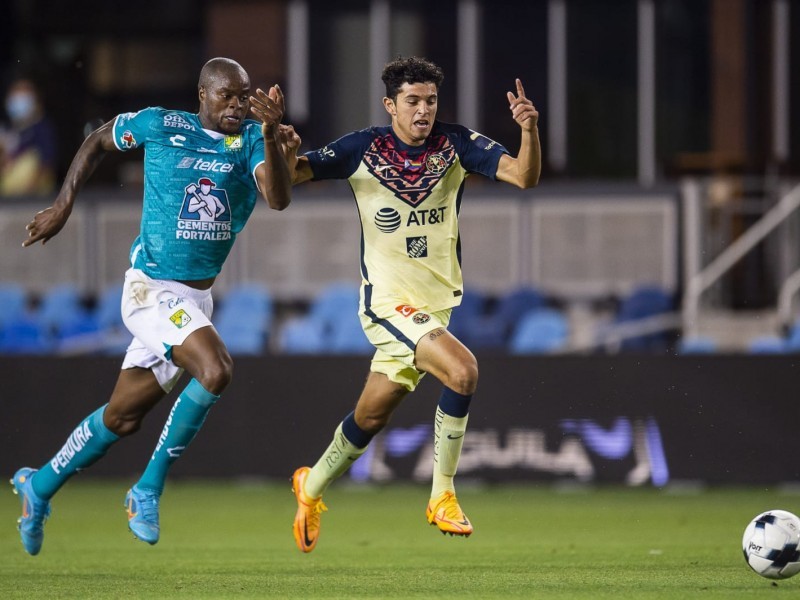 León ante América en duelo directo por el subliderato