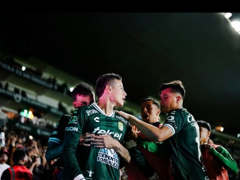 León consigue su primer triunfo