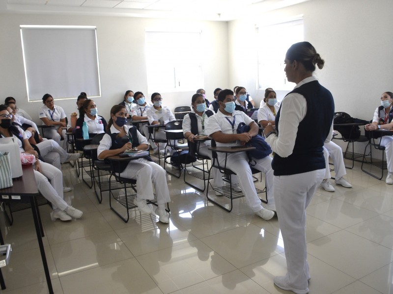 León ofrece un centro de medicina preventiva digital