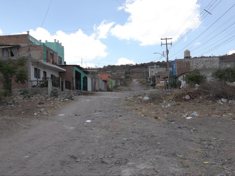 Leoneses mas vulnerables tienen años sin agua