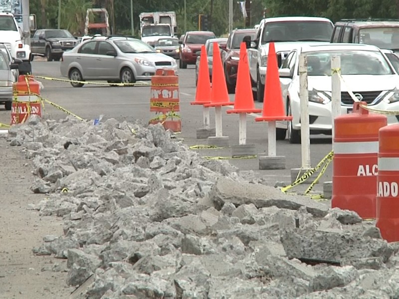 Levantan concreto hidráulico en Isabela Catolica