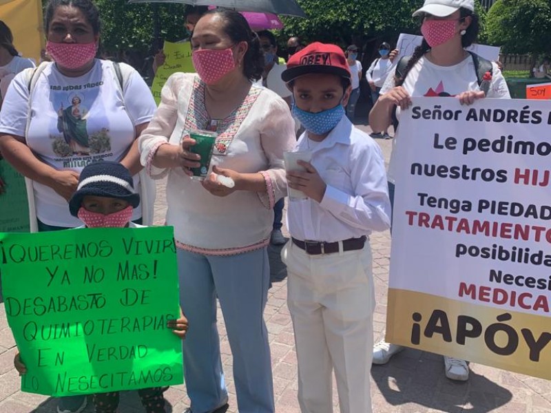 Levantan la voz por medicamentos para niños con cáncer