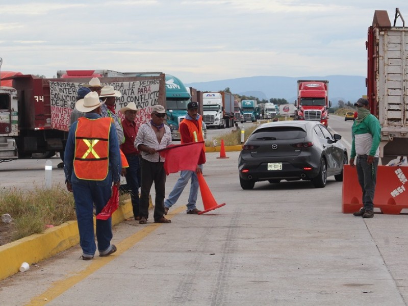 Levantarán bloqueos yaquis