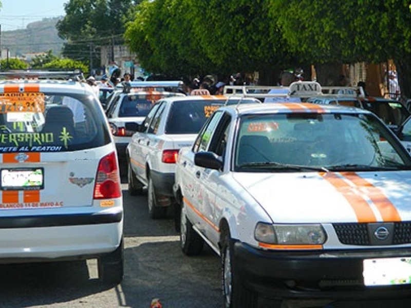 Ley de movilidad regulará tarifas de taxis