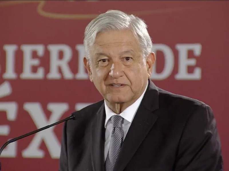 Ley de Remuneraciones; AMLO respetará fallos de amparos